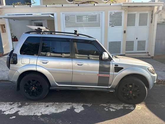 MITSUBISHI PAJERO TR4 2.0 O NEILL 4X4 16V 140CV FLEX 4P AUTOMÁTICO